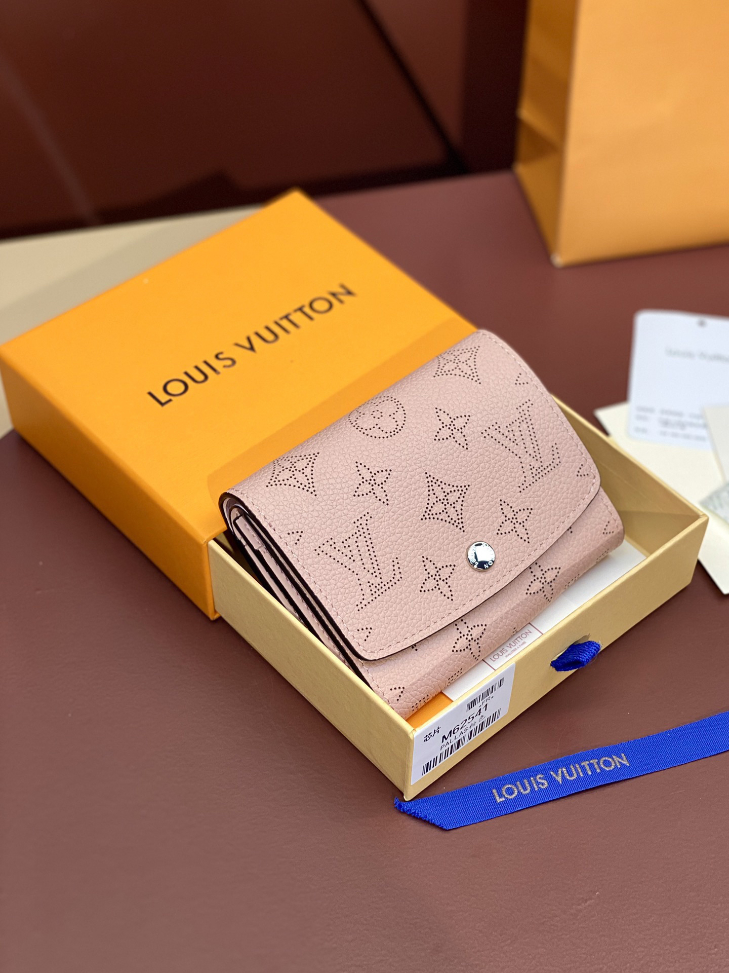 ルイ・ヴィトン「Louis Vuitton」ポルトフォイユ･イリス コンパクト