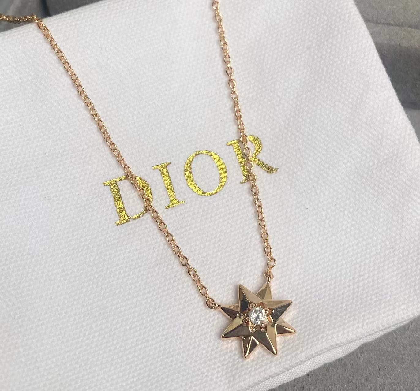 ディオール「Dior」CD Étoiles d'Ishtar エトワール ネックレス