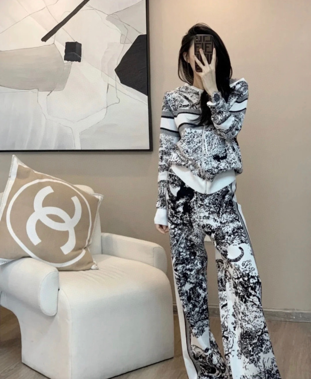 ディオール「Dior」秋冬 レディース カジュアルスポーツセット