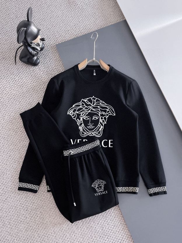 ヴァレンティノ「Valentino」秋冬 メンズ カジュアルスポーツセット