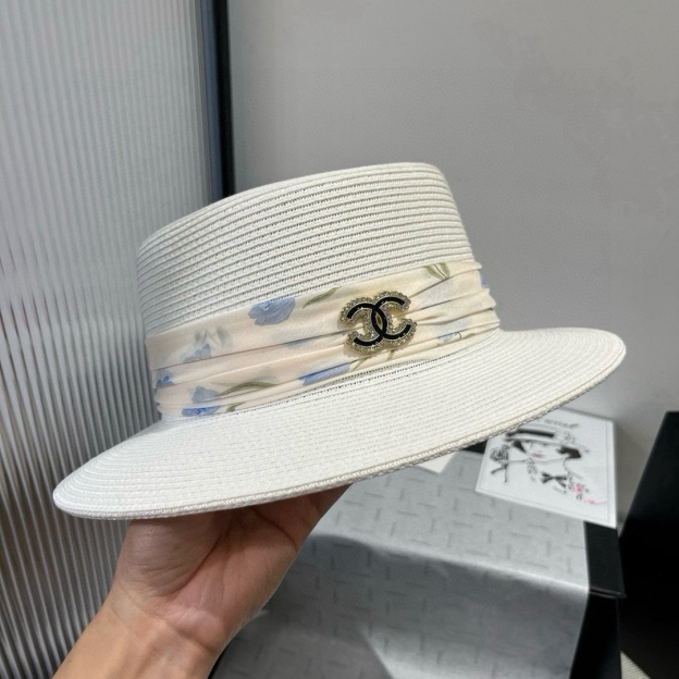 シャネル「Chanel」フラットクラウン フォーマルハット