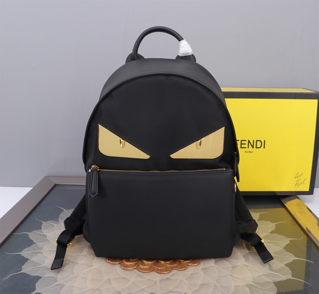 フェンディ「Fendi」 Bag Bugs メンズ ナイロン&レザー バックパック