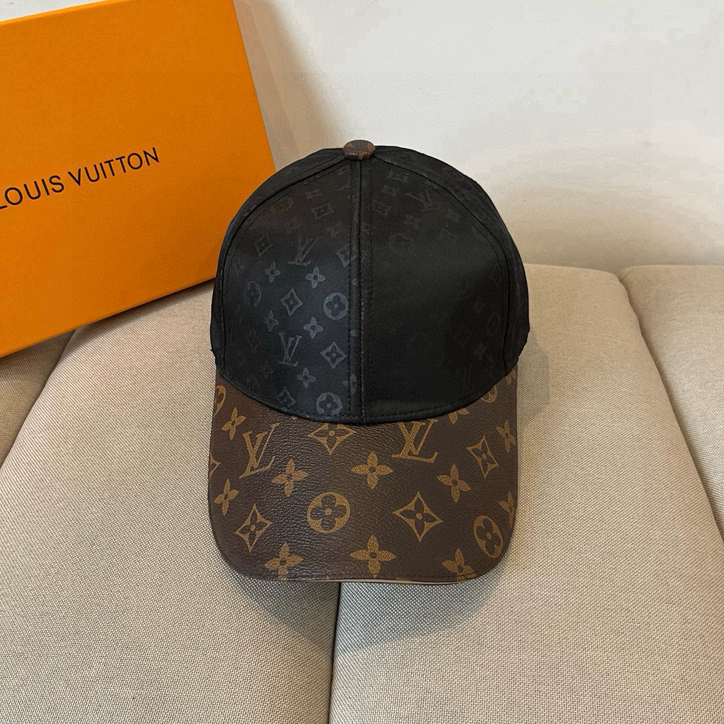 ルイ・ヴィトン「Louis Vuitton」Signature ベースボールキャップ‌