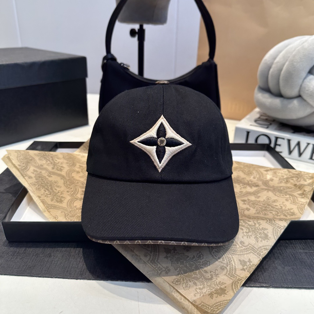 ルイ・ヴィトン「Louis Vuitton」Signature ベースボールキャップ‌