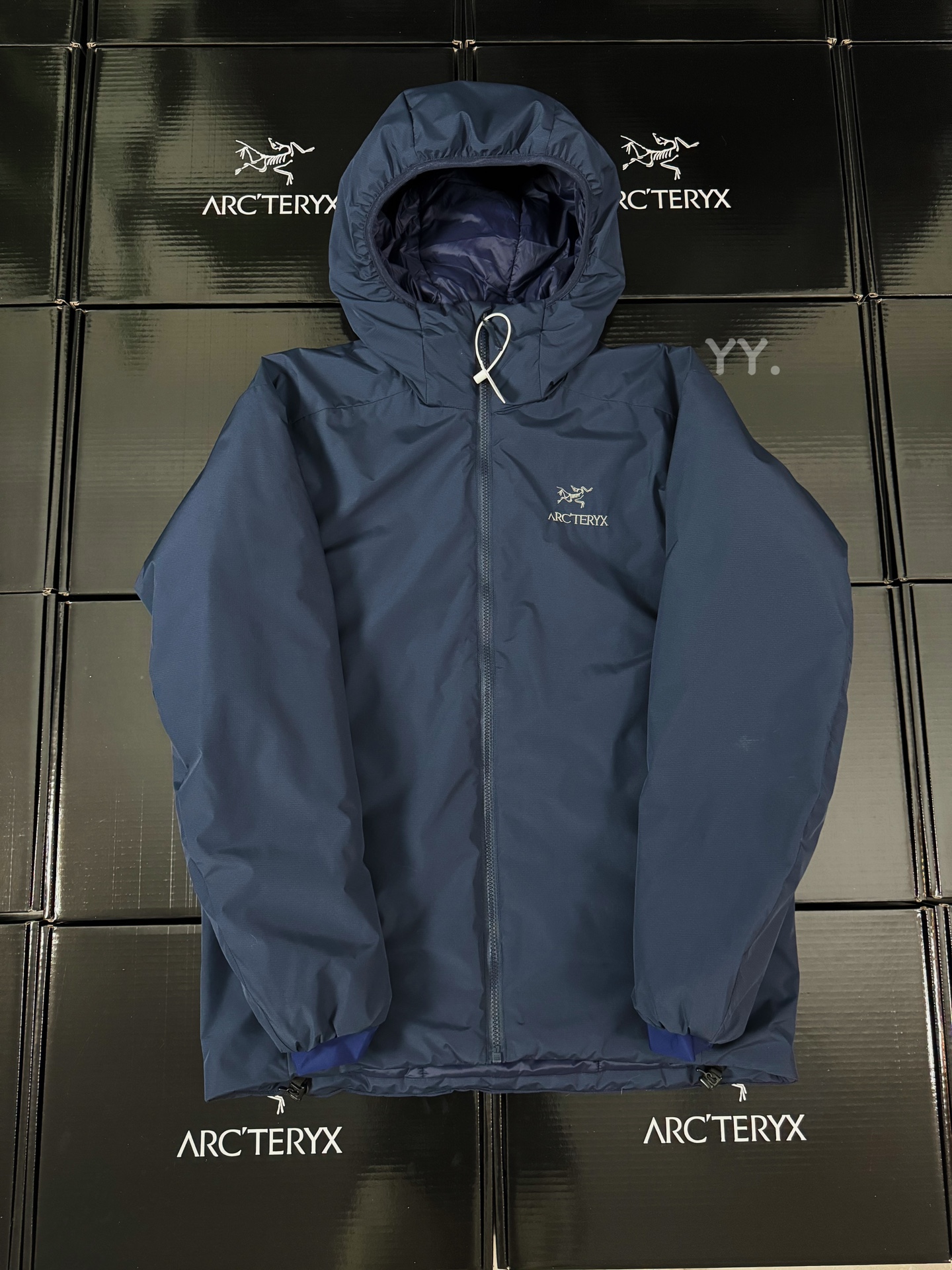 アークテリクス「ARC'TERYX」 Atom Hoody インシュレーテッドジャケット