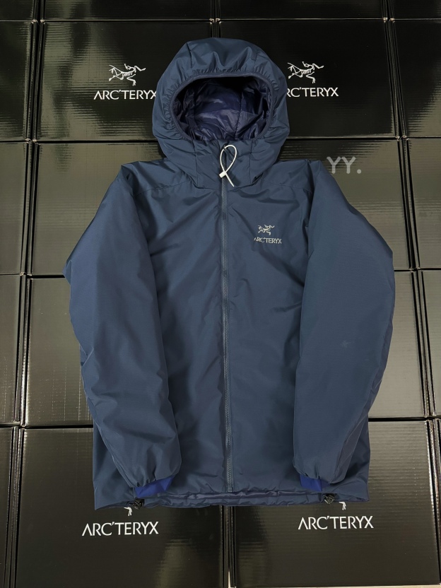 アークテリクス「ARC'TERYX」 Atom Hoody インシュレーテッドジャケット