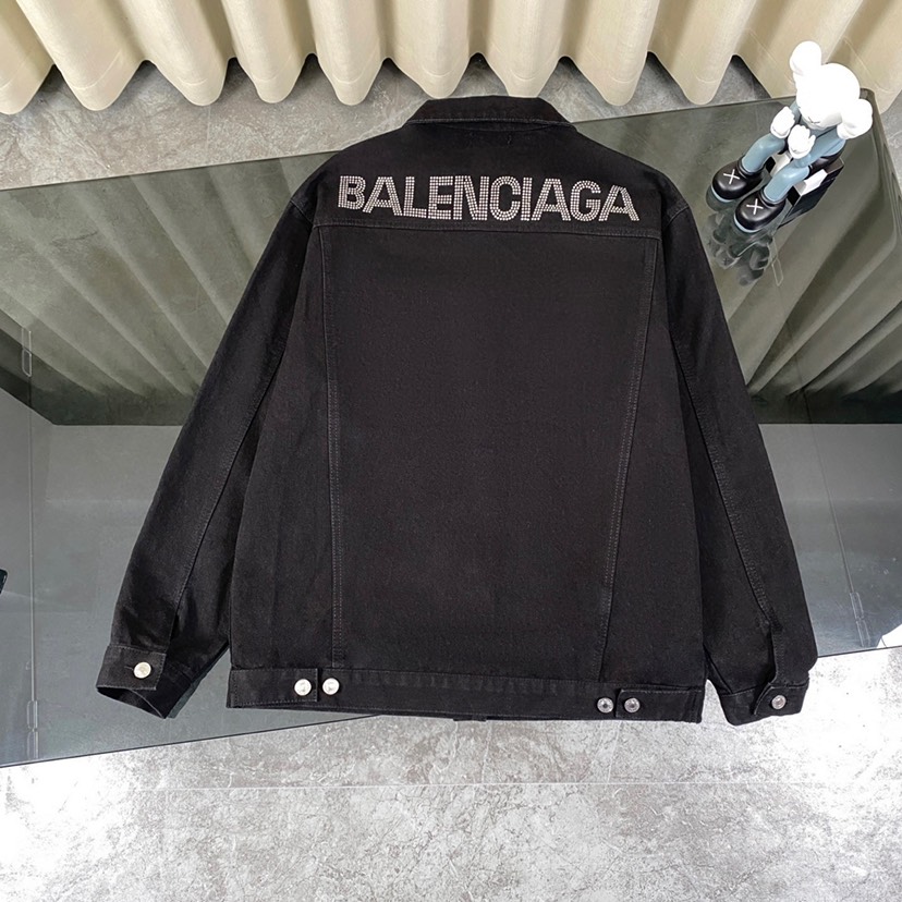 バレンシアガ「Balenciaga」‌× Swarovski クリスタルエンブロイダリー デニムジャケット