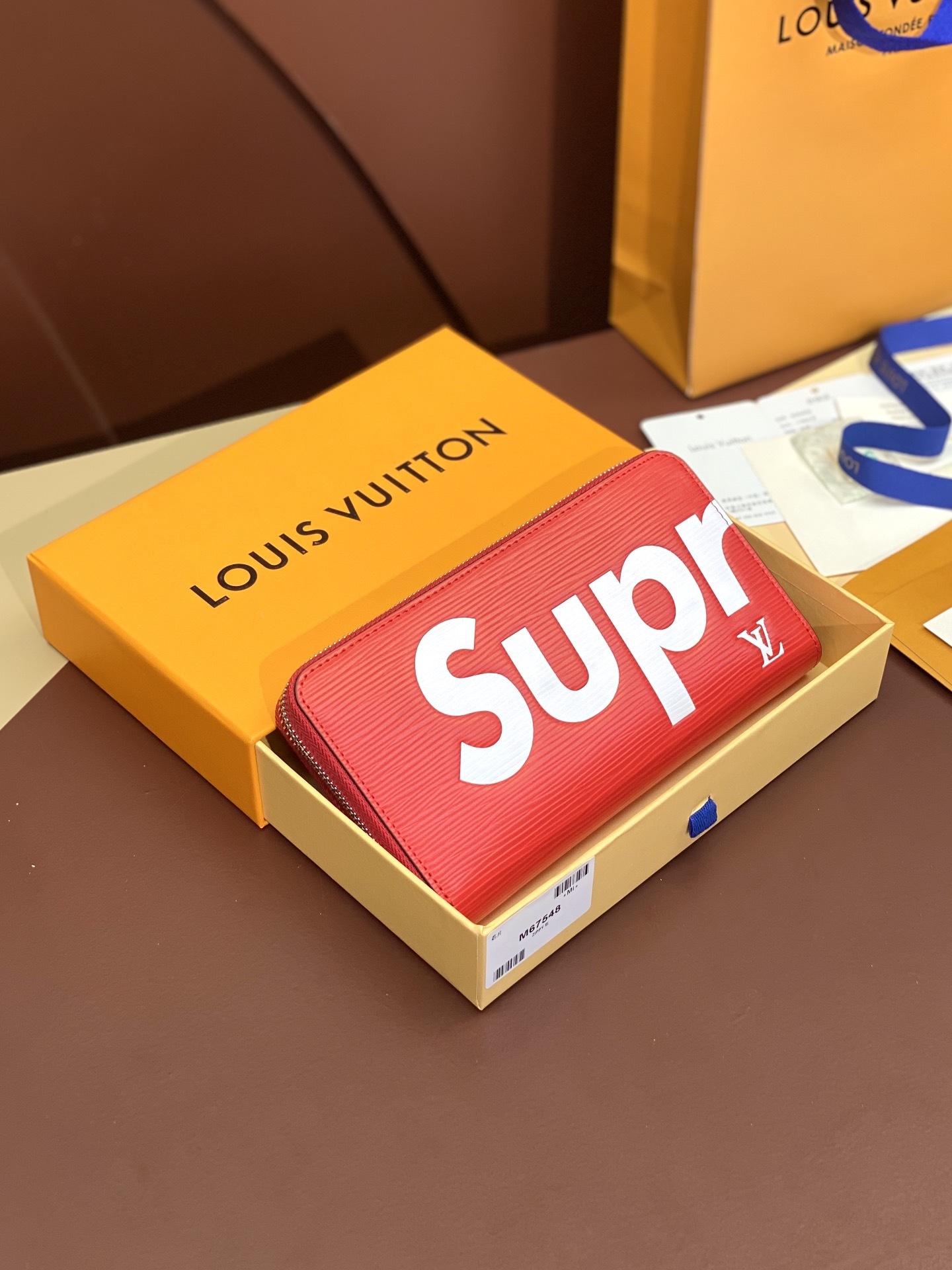 ルイ・ヴィトン「Louis Vuitton」LV x Supreme コラボ ジッピー･ウォレット