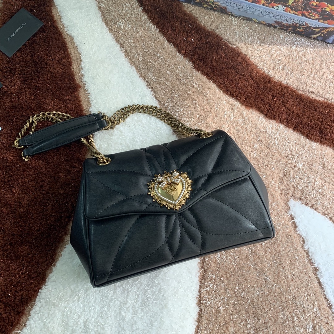 ドルチェ・アンド・ガッバーナ「D&G」4159 レザー ショルダーバッグ