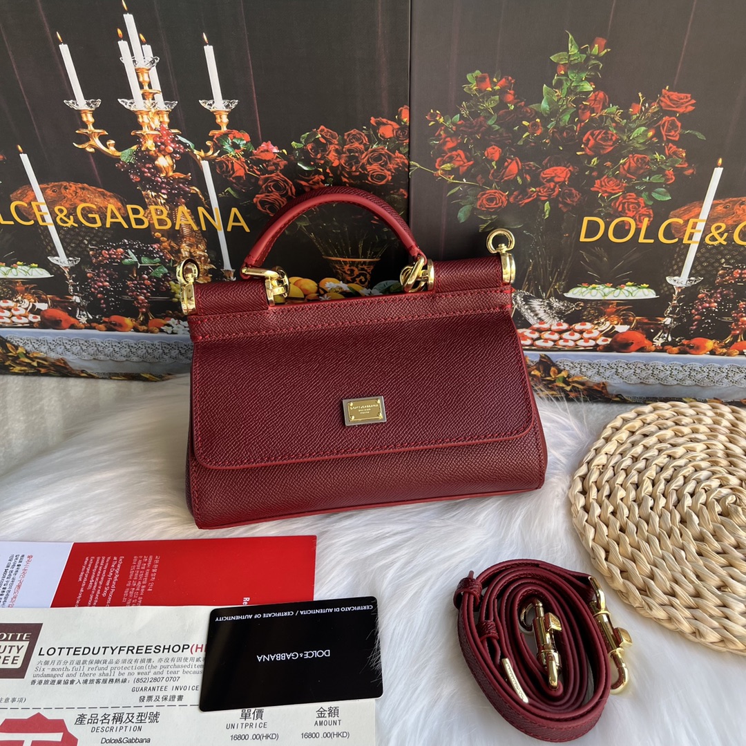 ドルチェ・アンド・ガッバーナ「D&G」レパードプリント プラチナバッグ