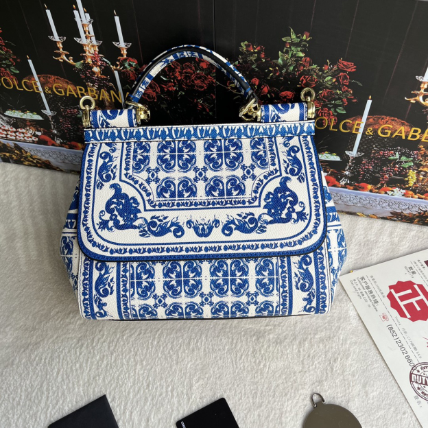 ドルチェ・アンド・ガッバーナ「D&G」 レザープリント ミラー付き ショルダーバッグ