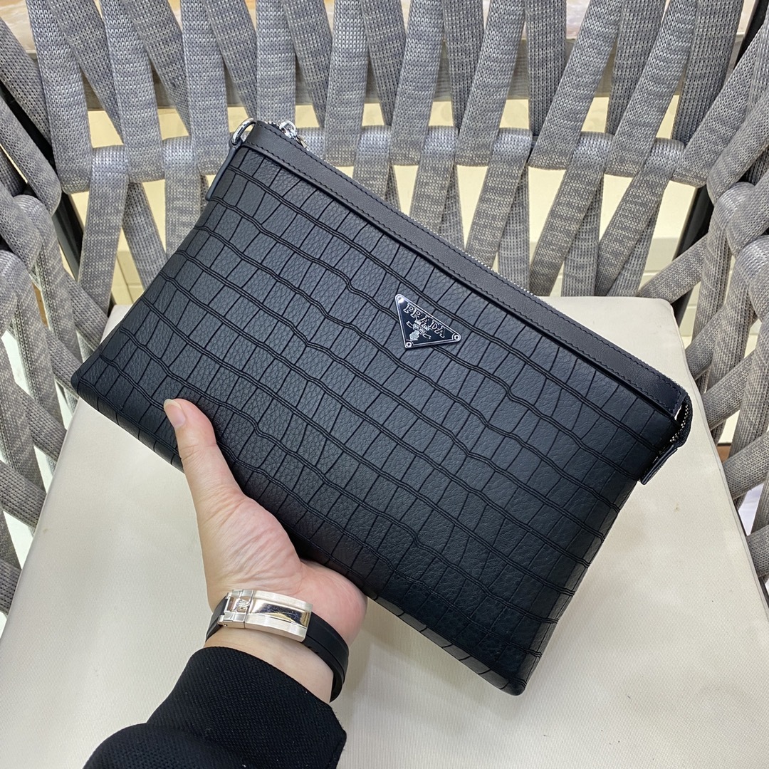 プラダ「Prada」2025春夏 リミテッドコレクション レザーポシェット ハンドバッグ