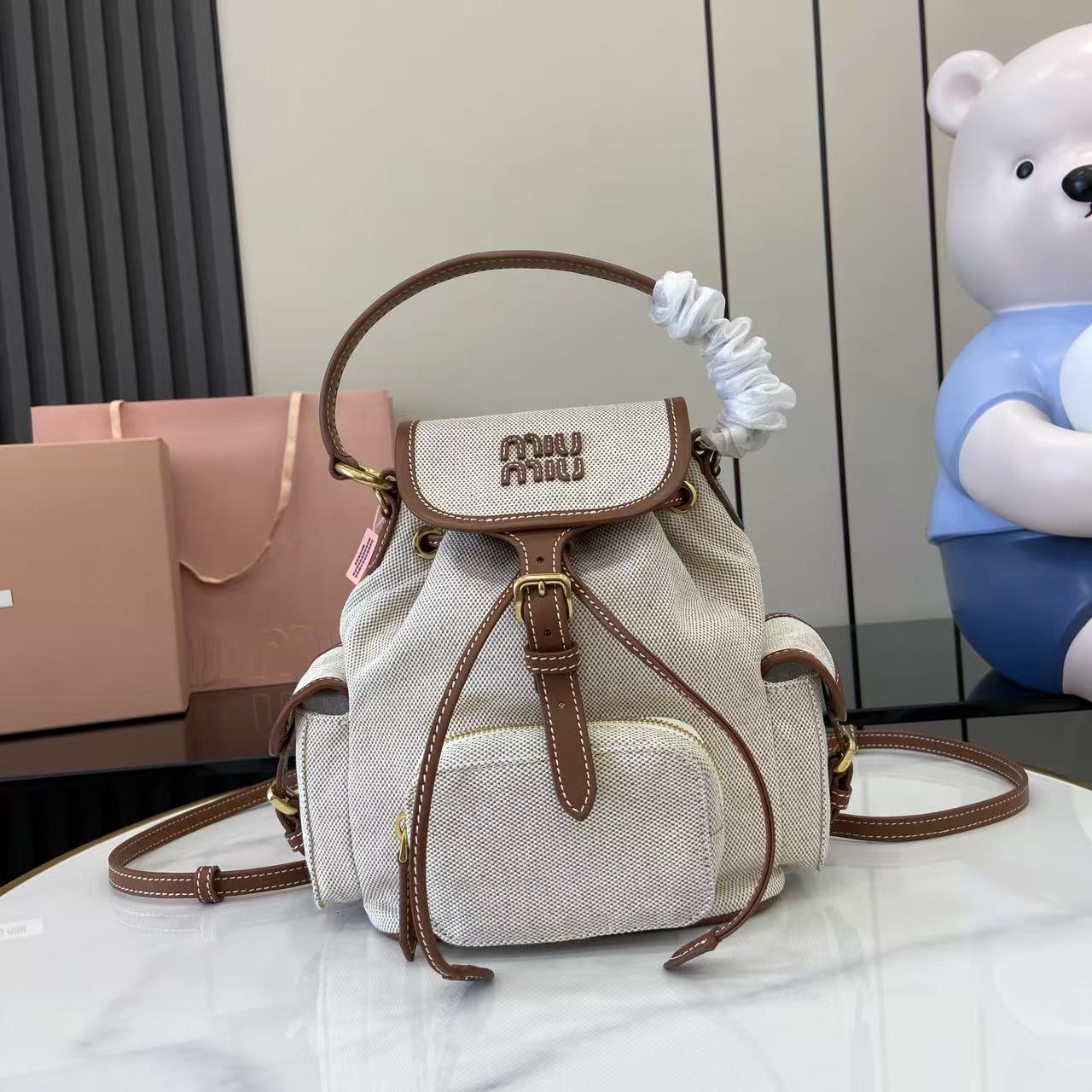 ミュウミュウ「Miu Miu」バックパック レザー＆キャンバス デュアルストラップ ショルダーバッグ