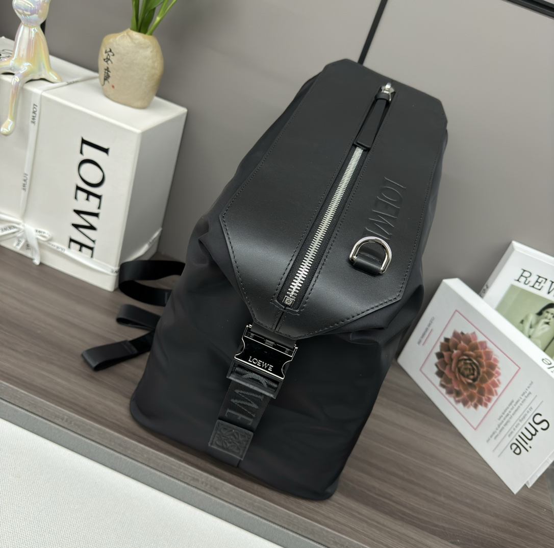 ロエベ「Loewe」Flex バックパック