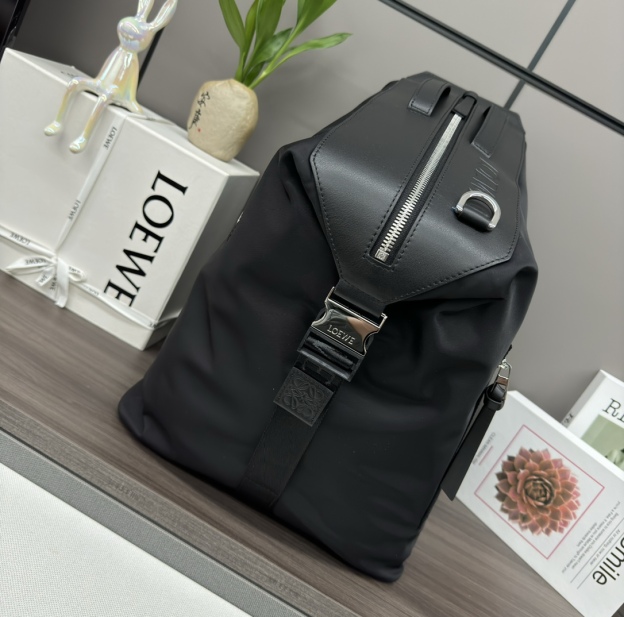 ロエベ「Loewe」Flex バックパック