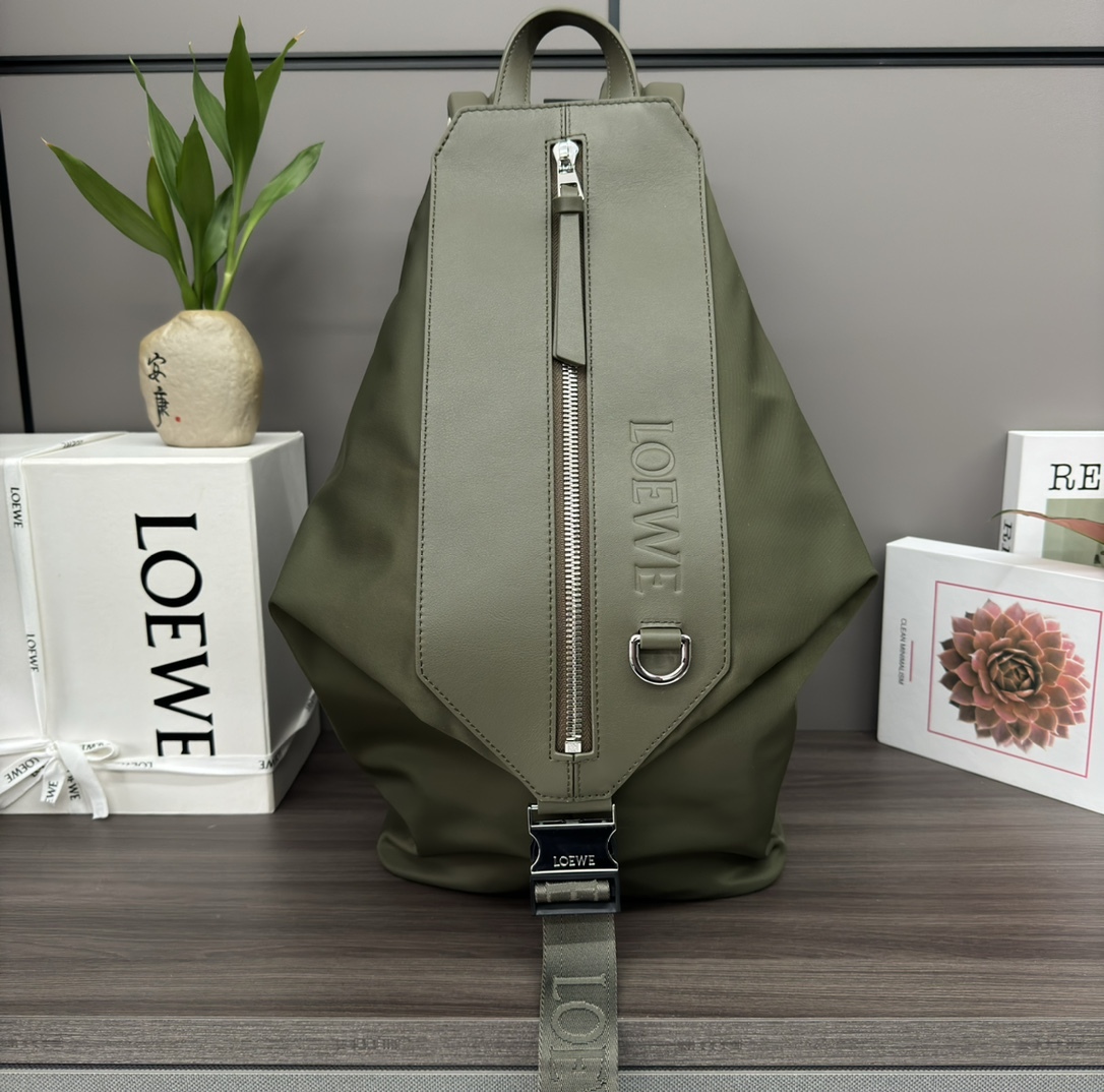 ロエベ「Loewe」Flex バックパック