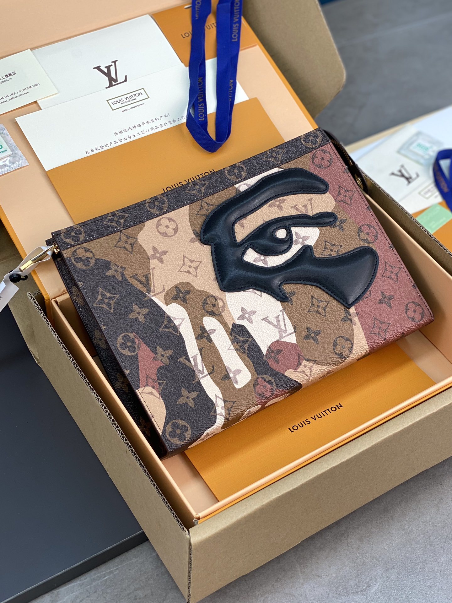 ルイ・ヴィトン「Louis Vuitton」ポシェット･ヴォワヤージュ MM