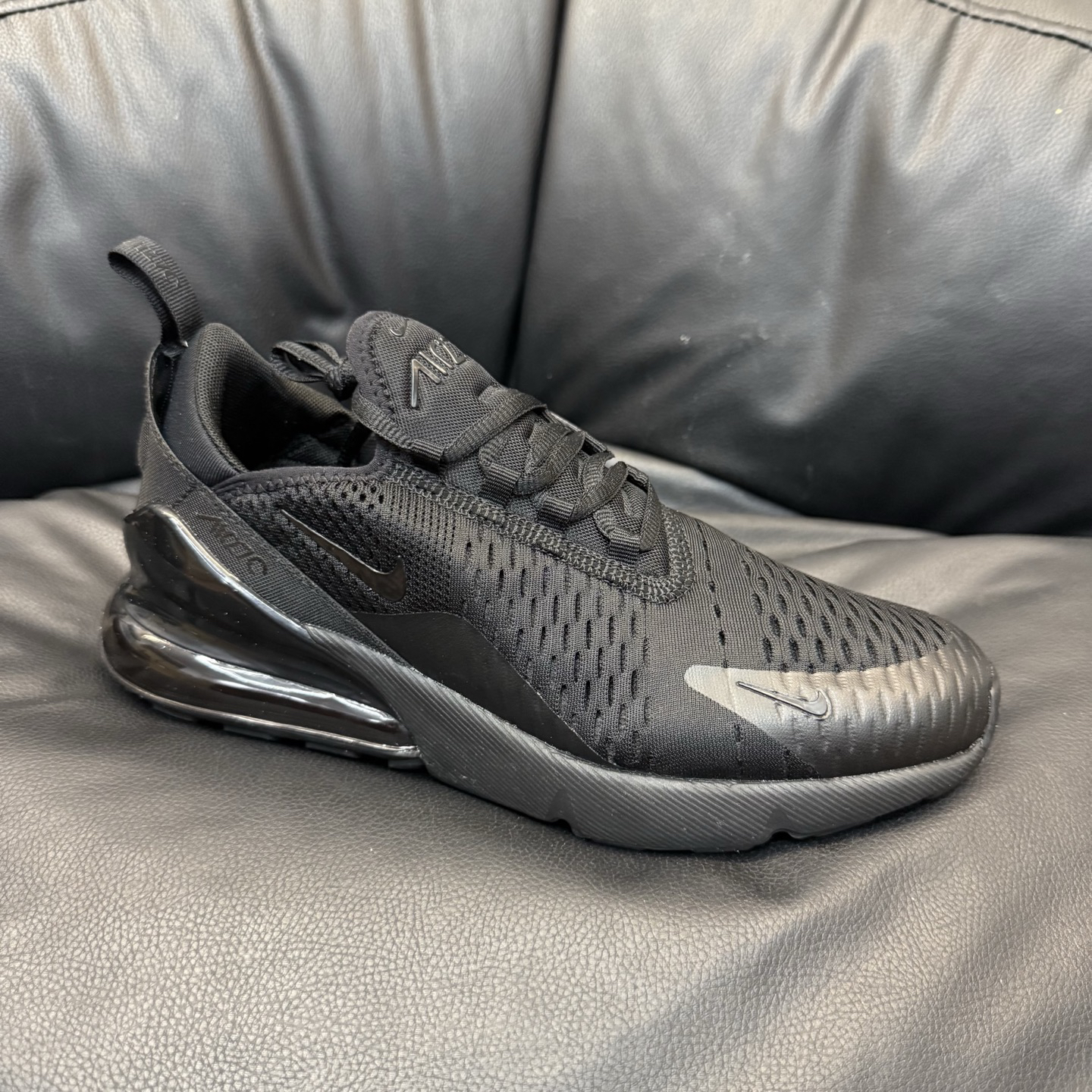 ナイキ「Nike」 AIR MAX 270 "AH8050-100 BLACK" スニーカー
