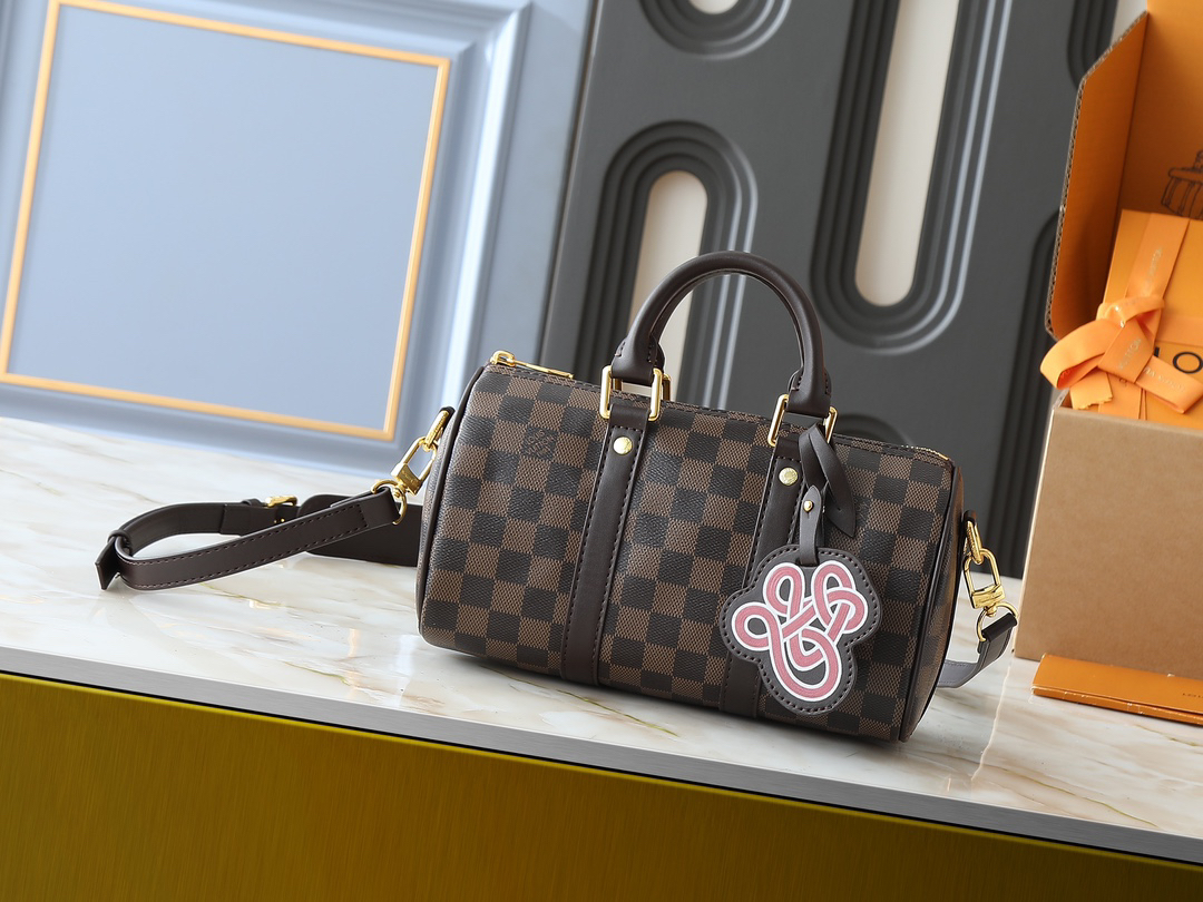 ルイ・ヴィトン キーポル･バンドリエール 25