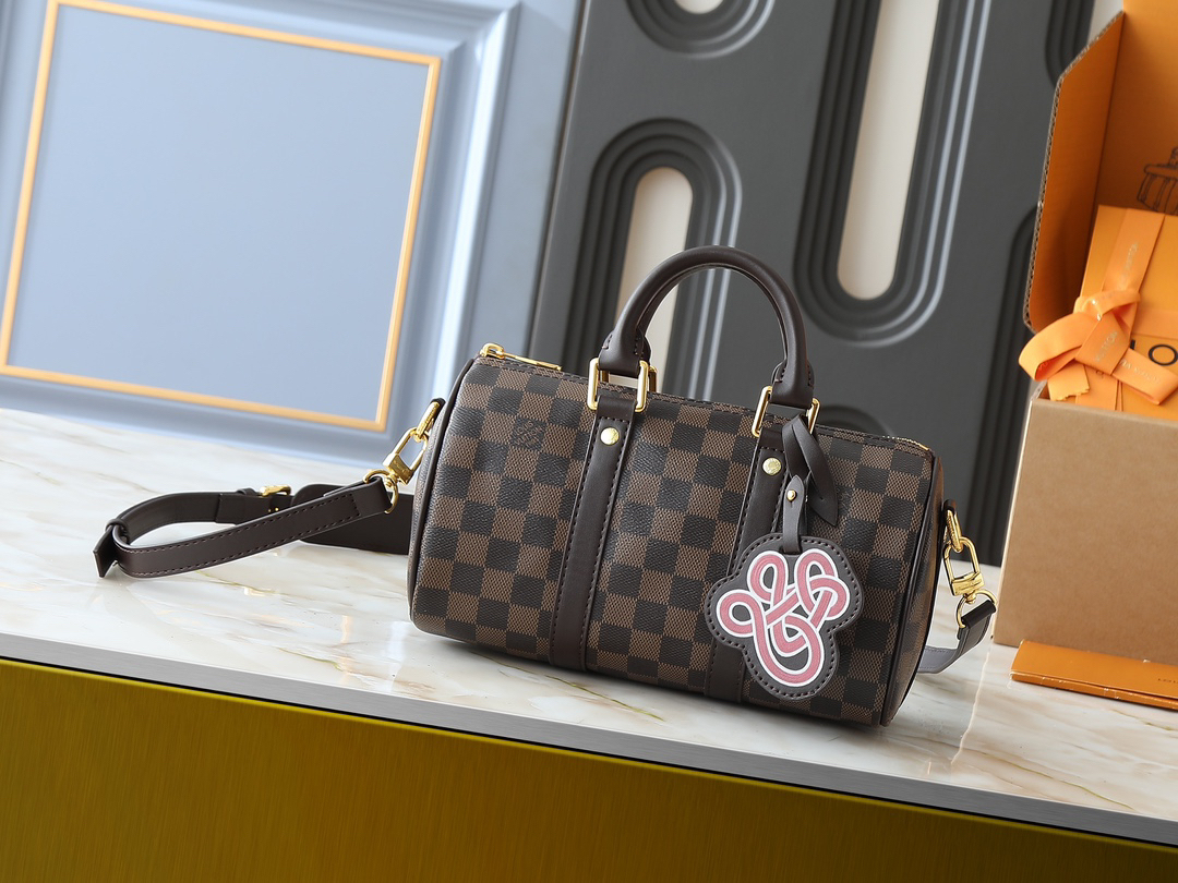 ルイ・ヴィトン キーポル･バンドリエール 25