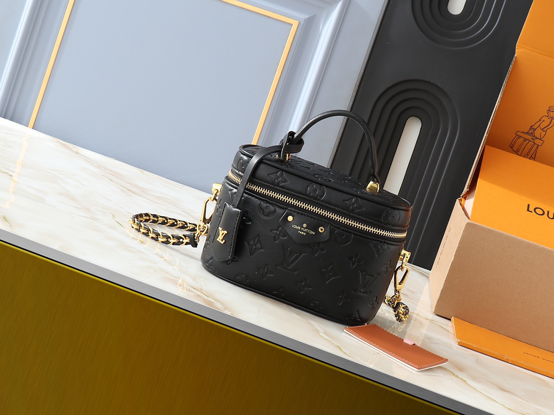 ルイ・ヴィトン ヴァニティ クッサン PM