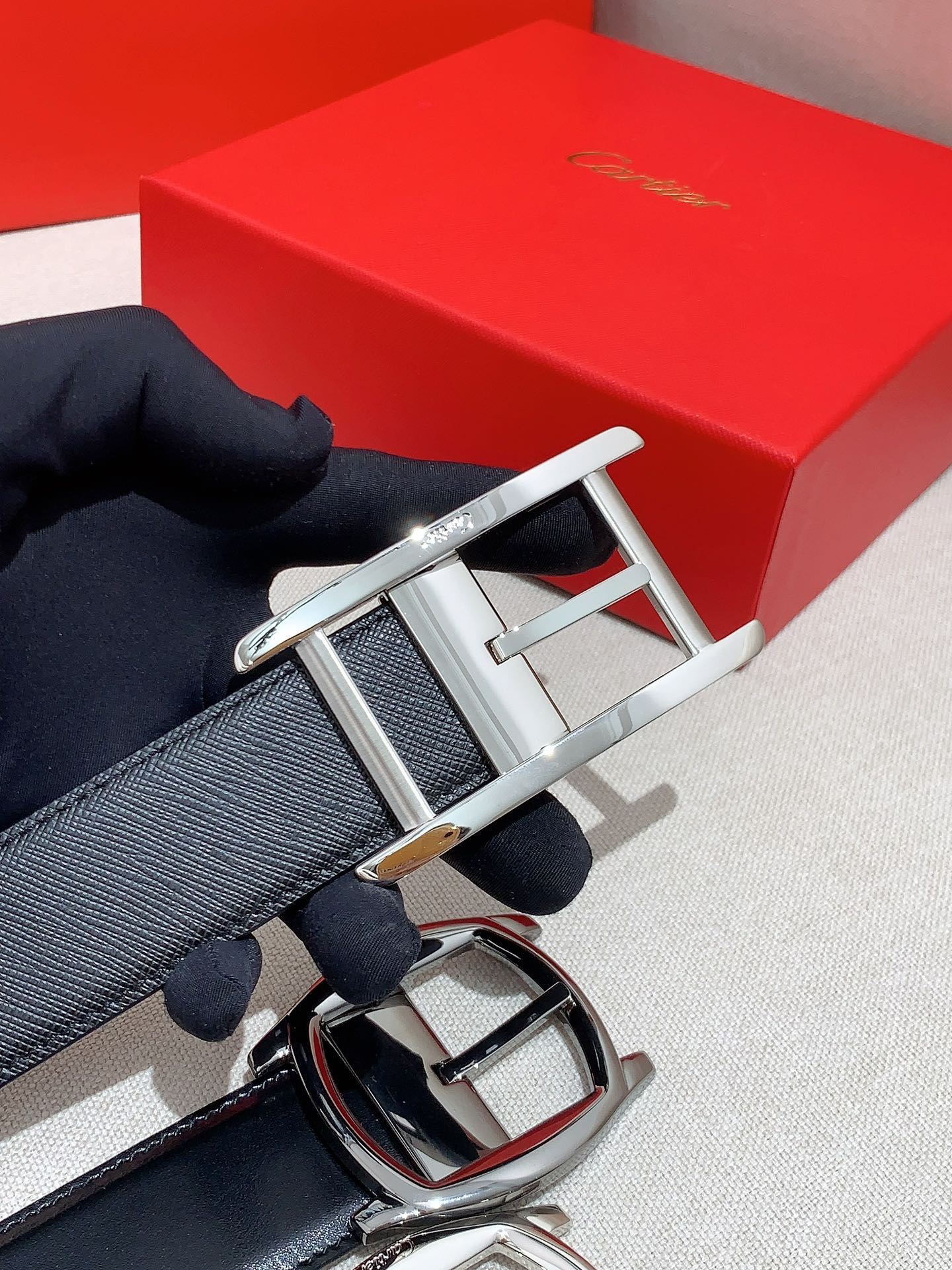 カルティエ「Cartier」タンク バックル ベルト