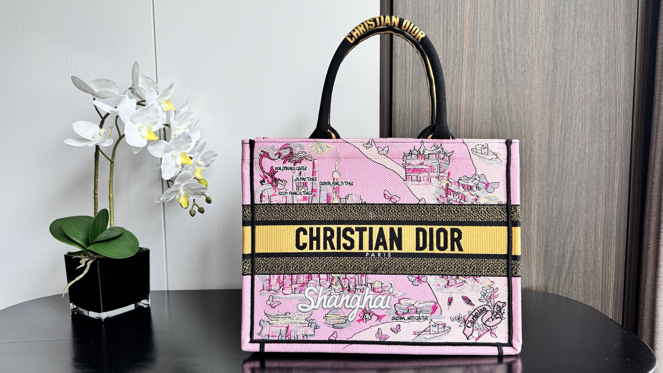 ディオール「Dior」Souvenir Book Tote