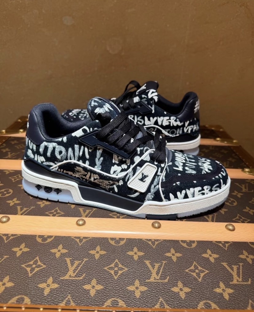 ルイ・ヴィトン「Louis Vuitton」 Trainer スニーカー