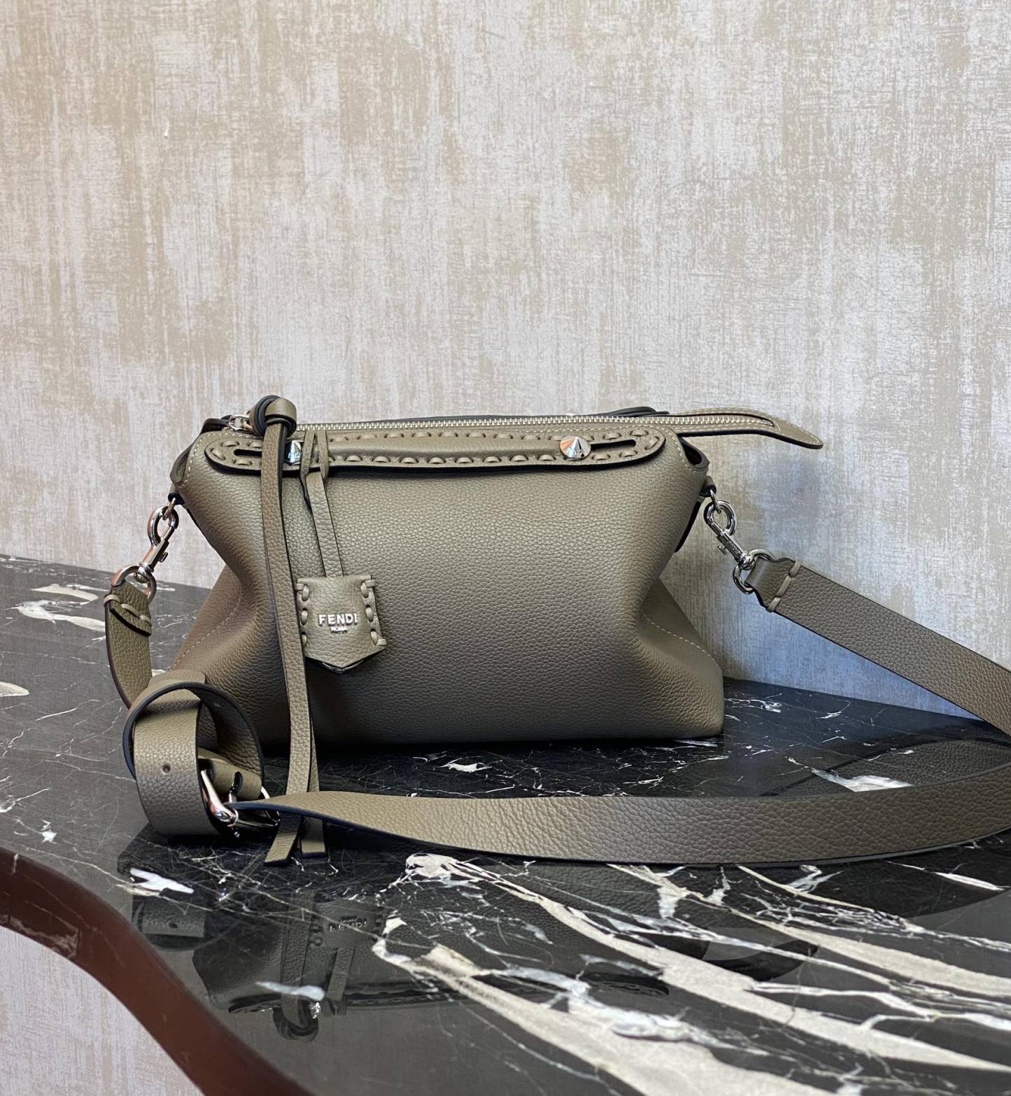 フェンディ「Fendi」ボストン ハンドバッグ
