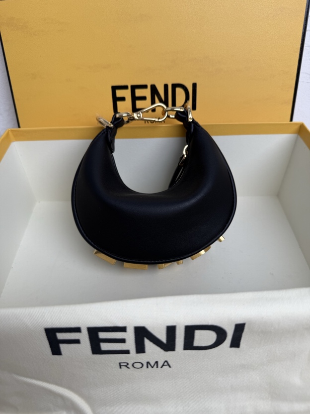 フェンディ「Fendi」ミニフェンディグラフィー ハンドバッグ