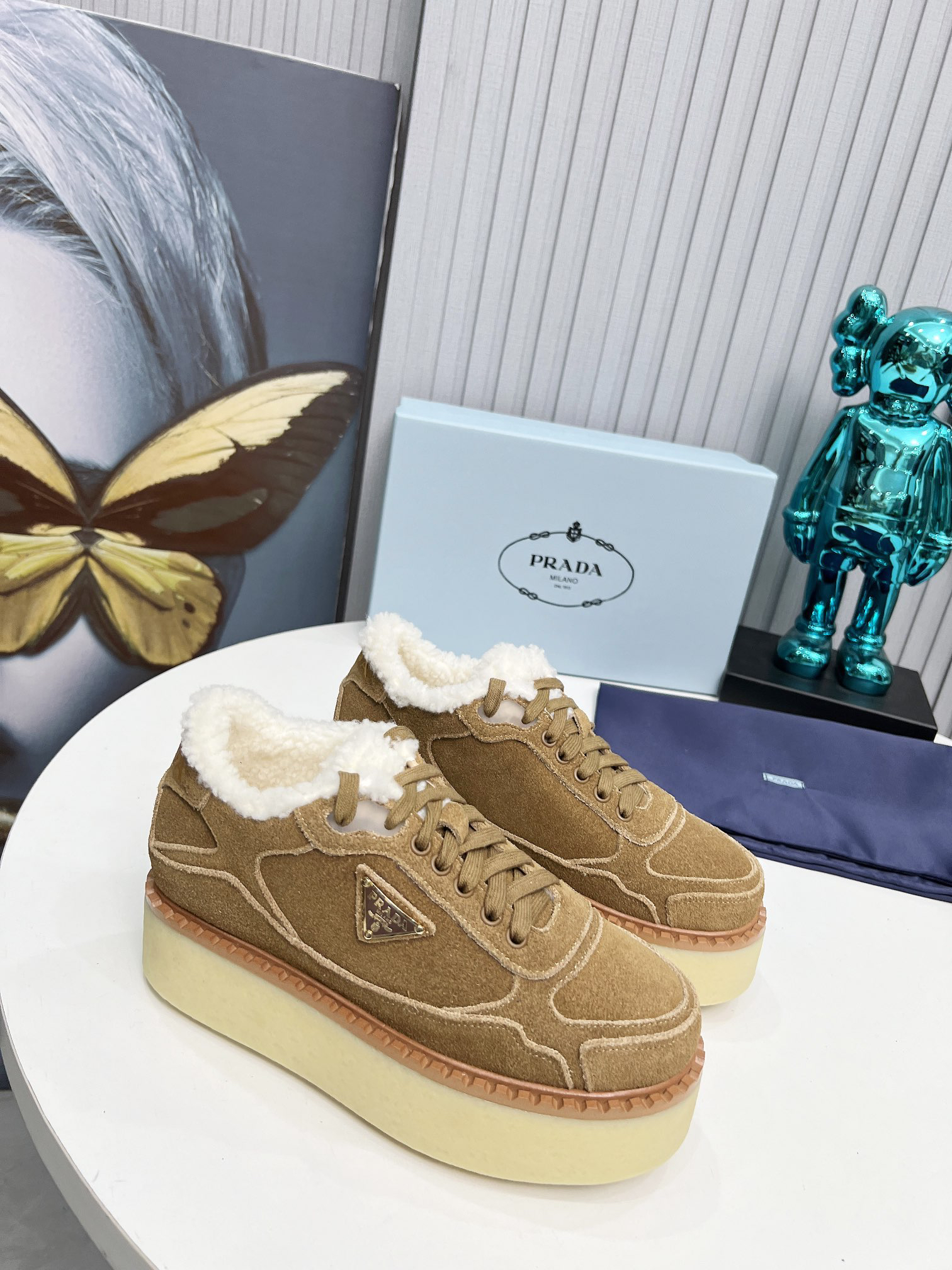 プラダ「Prada」メンズ カジュアル スニーカー