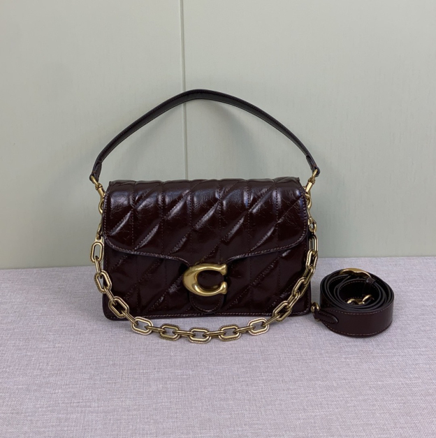 コーチ「Coach」TABBY チェーンショルダーバッグ