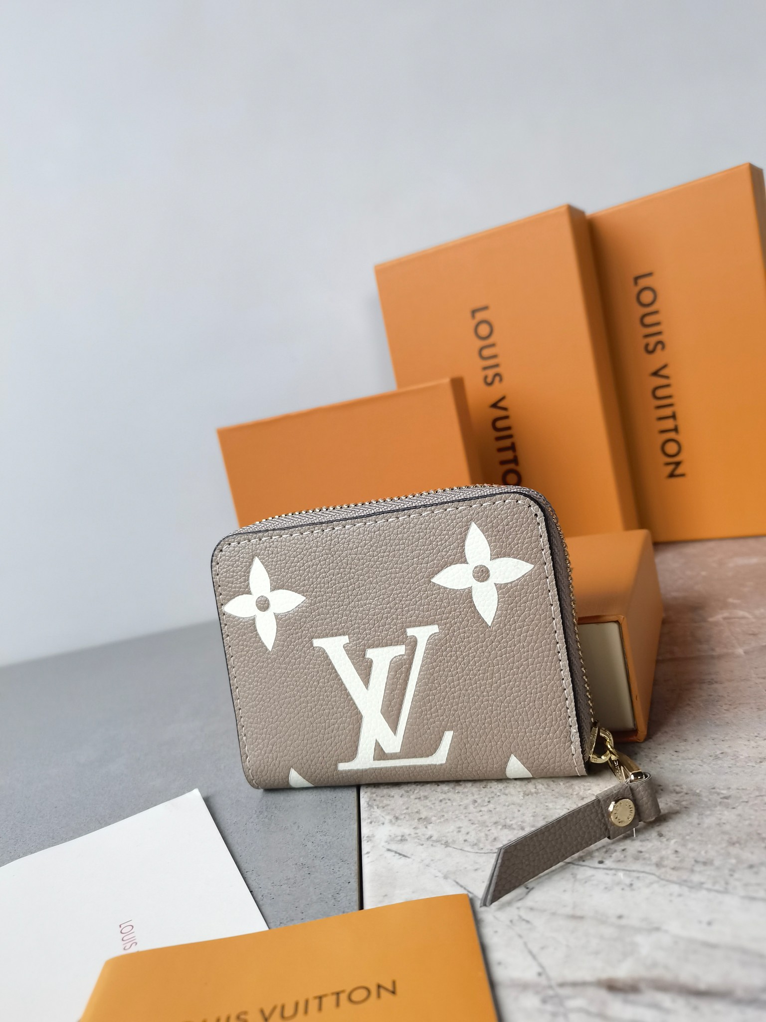 ルイ・ヴィトン ジッピー･コイン パース 2色