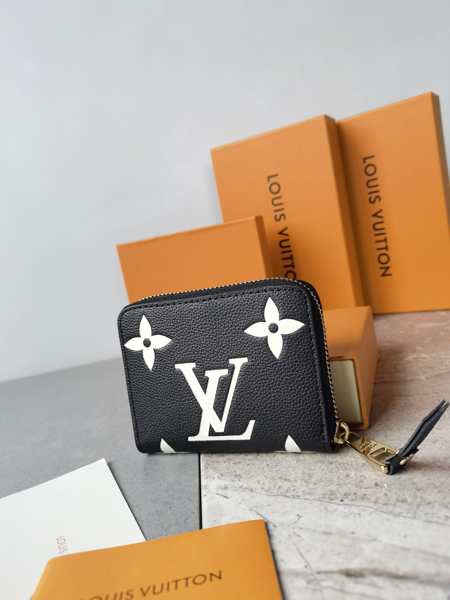 ルイ・ヴィトン ジッピー･コイン パース 2色