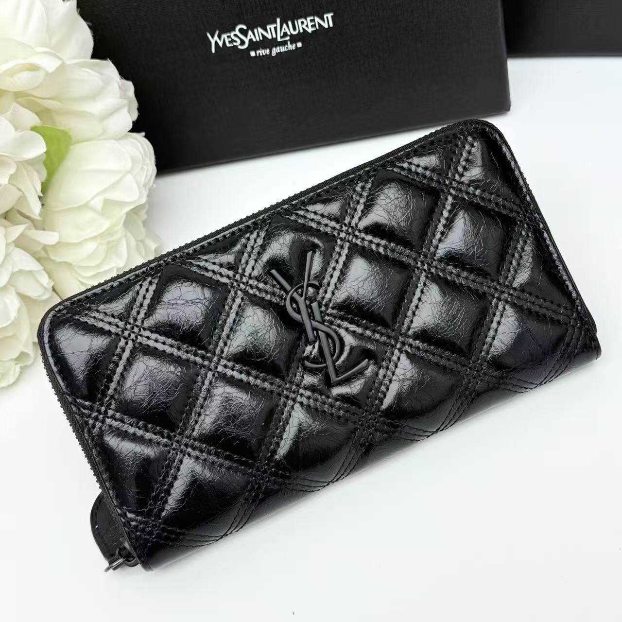 サンローラン「Saint Laurent」ジッパーウォレット