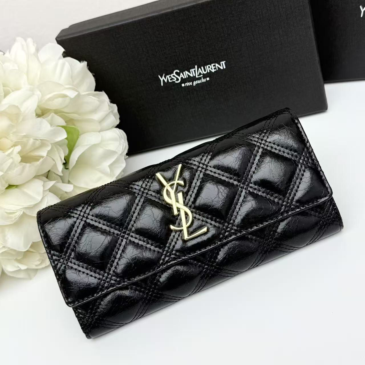 サンローラン「Saint Laurent」フラップウォレット