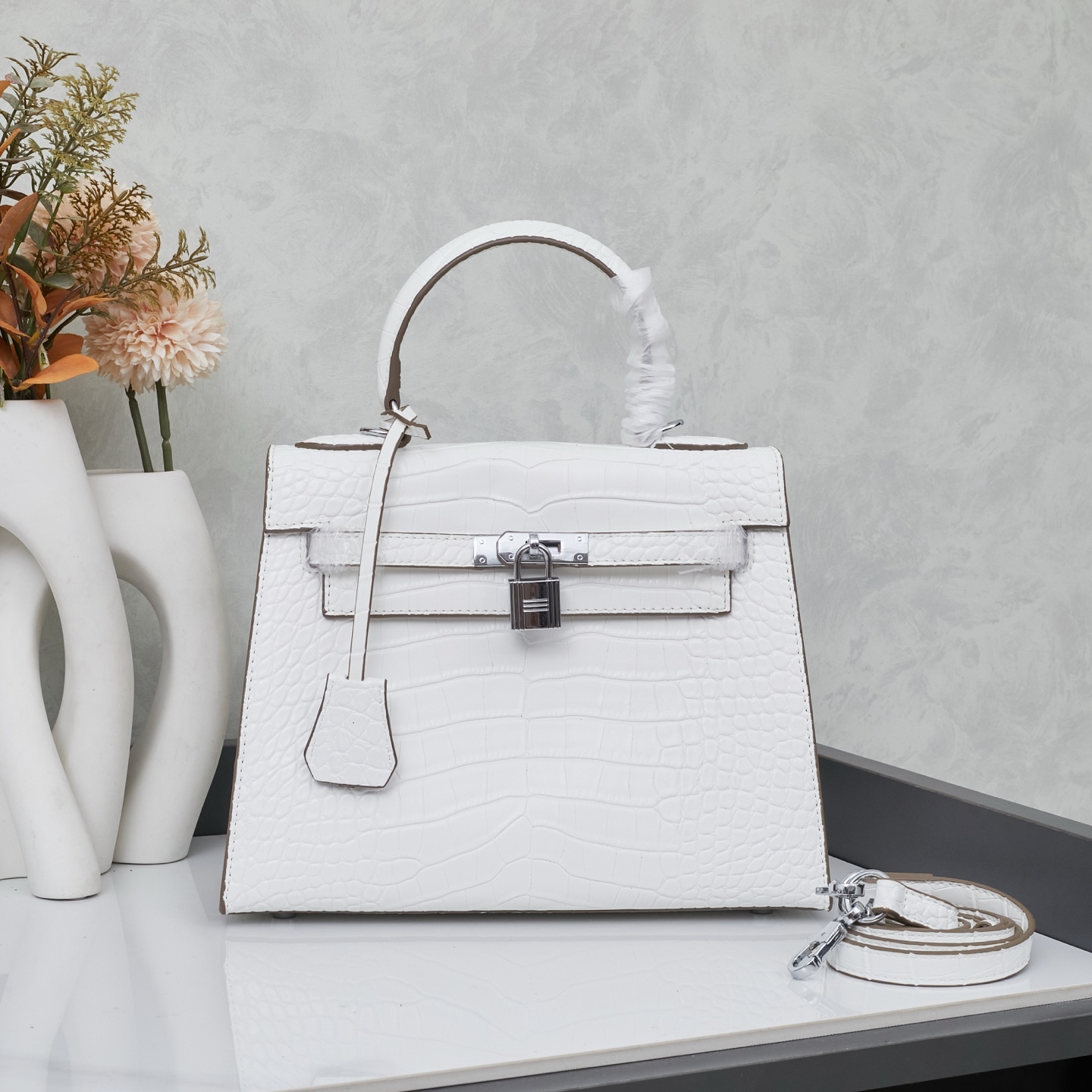 エルメス ケリー 19/25/28 ストーンパターンレザー バッグ「Kelly II Sellier」