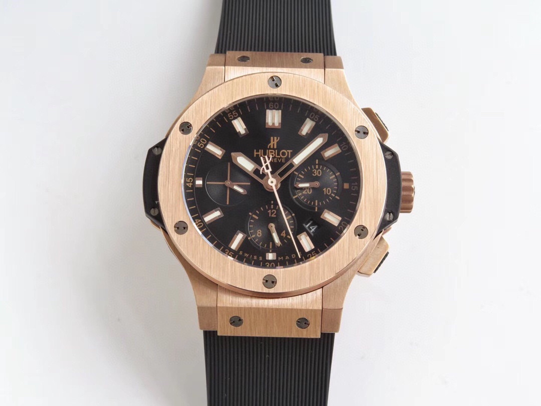 ユーボット ビッグバン 44mm