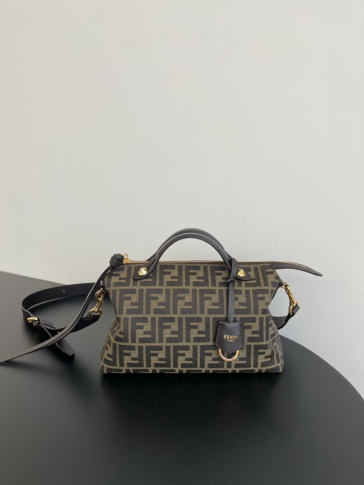 フェンディ「Fendi」By The Way Selleria ボストンバッグ