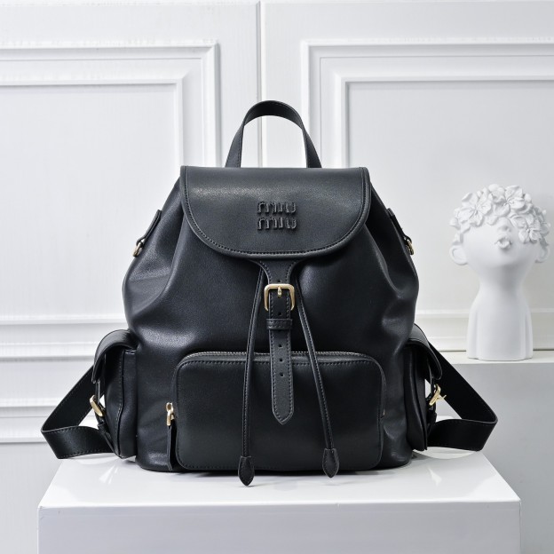 ミュウミュウ アルカディ レザー ラージバックパック「Arcadie Bag」