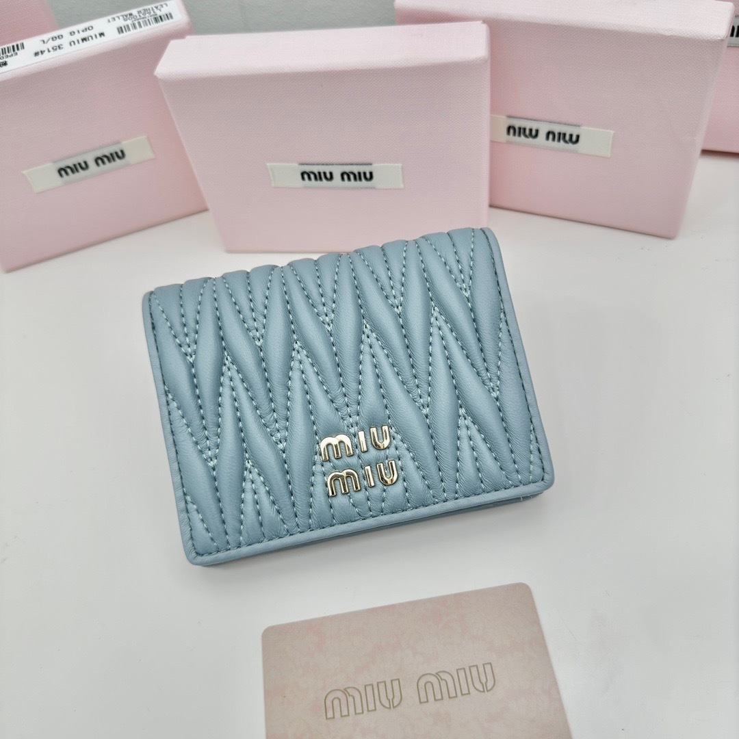 ミュウミュウ マテラッセレザー 財布「Matelassé Wallet」