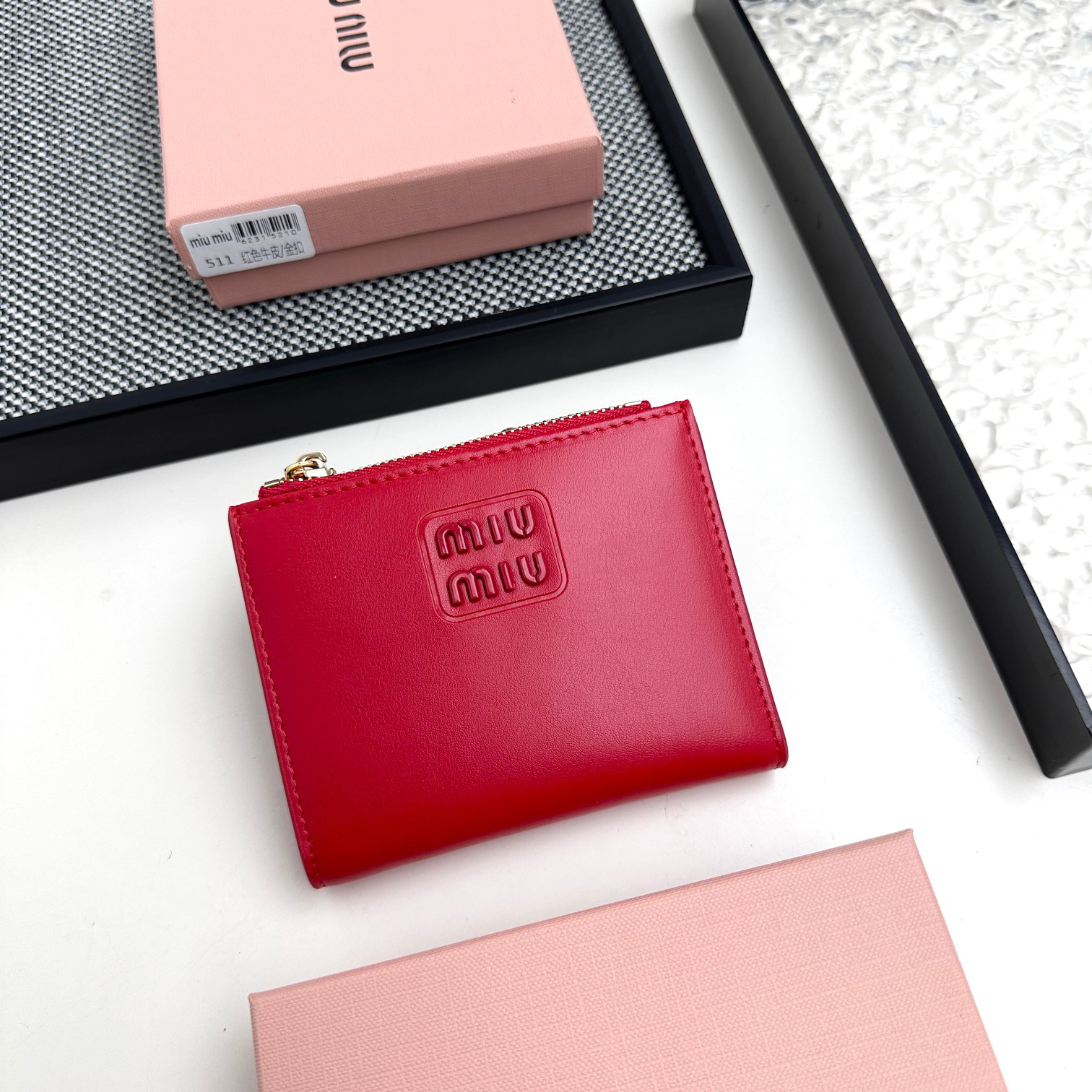 ミュウミュウ アルカディ レザー 財布「Arcadie Wallet」