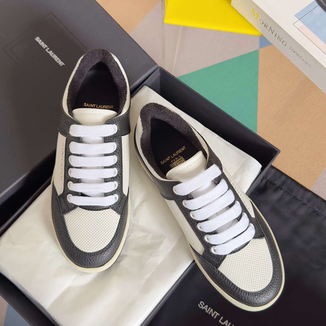 サンローラン「Saint Laurent」 SL61 ローバーカット レースアップスニーカー ブラック＆ホワイト