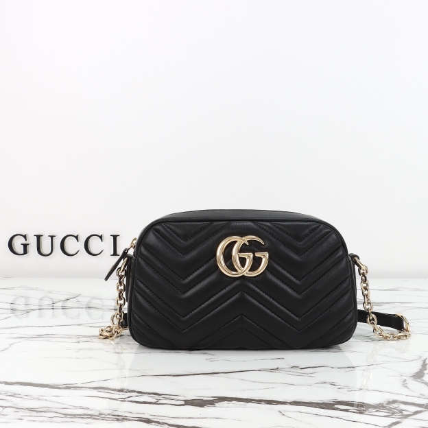 グッチ〔GGマーモント〕スモール カメラバッグ「GG Marmont Bag」