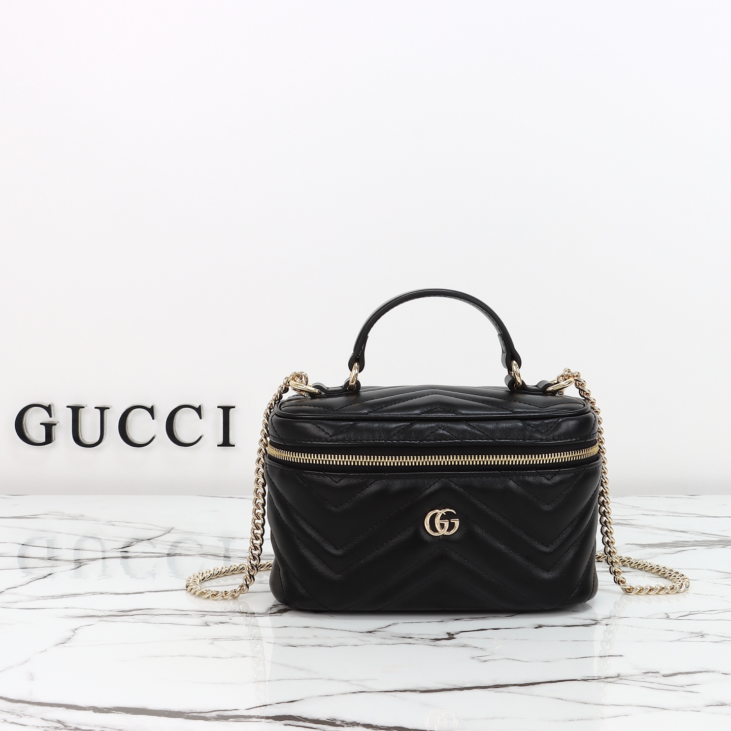 グッチ〔GGマーモント〕スモール トートバッグ「GG Marmont Bag」