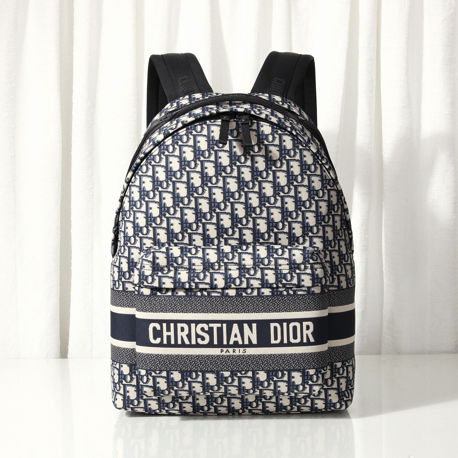 ディオール「Dior」Imported Oblique帆布 ダブルストラップ バックパック【中性デザイン×実用性】
