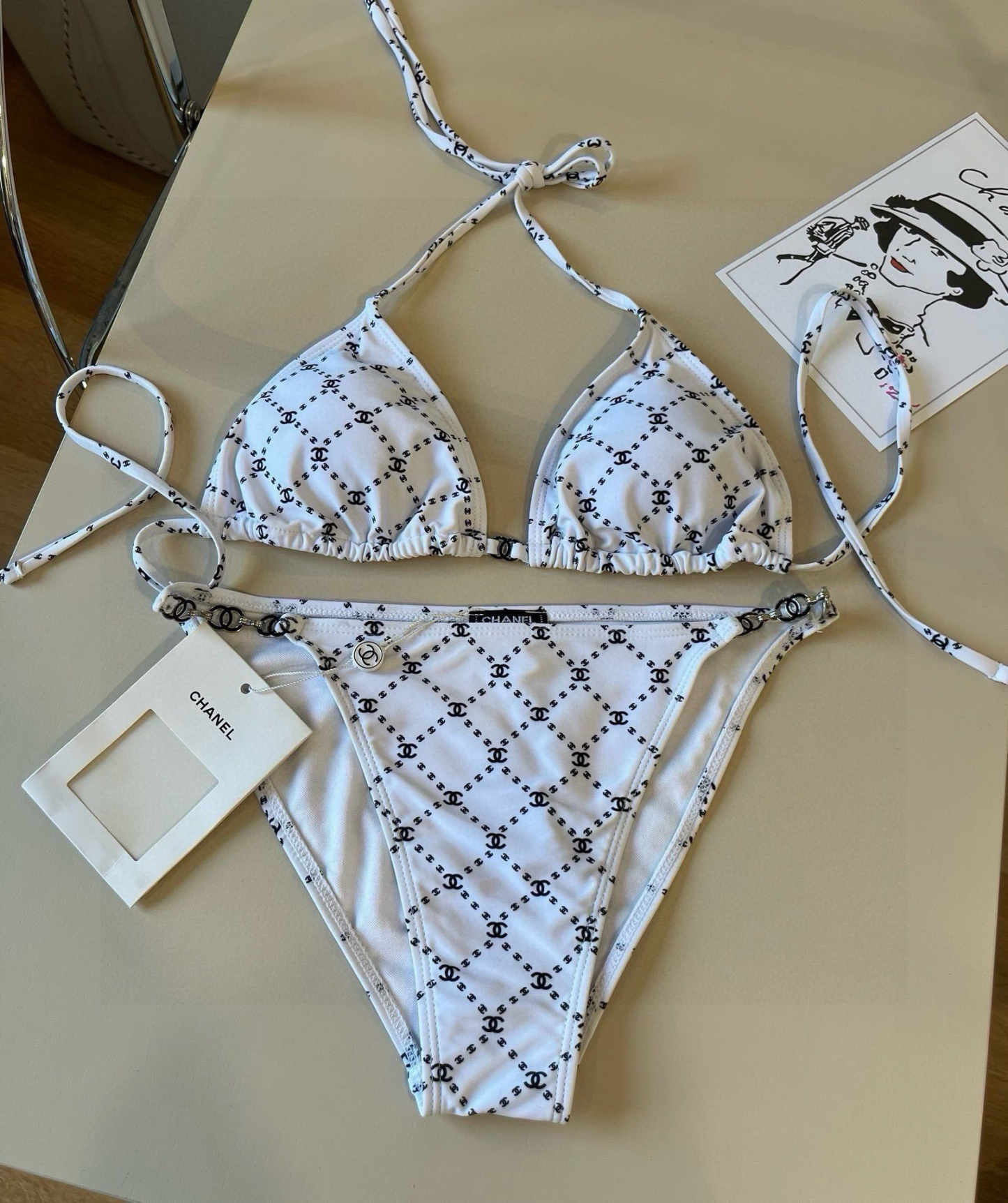 シャネル「Chanel」セパレート水着「2025夏季限定・人気プレミアムスイム登場！」