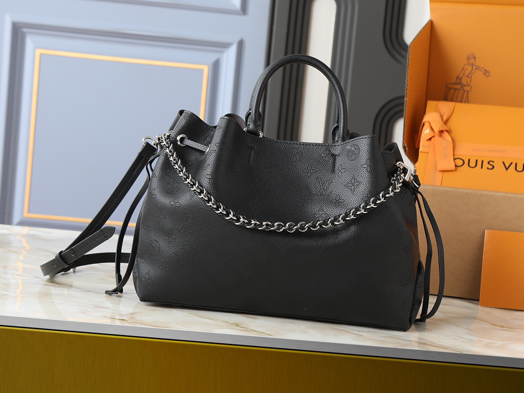 ルイ・ヴィトン ベラ･トート マヒナ 水筒包「Bella Tote」