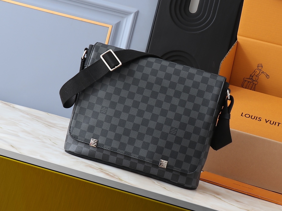 ルイ・ヴィトン ディストリクト PM/MM メッセンジャーバッグ「District」