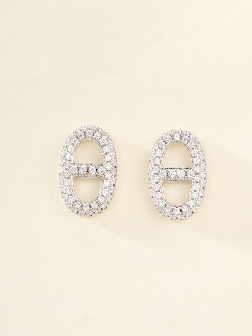 エルメス イヤリング、卓越した職人技の輝き